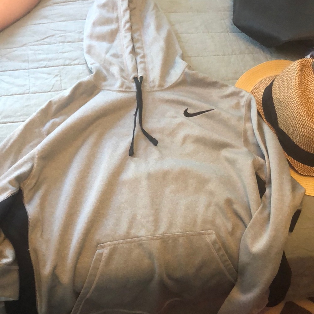 Nike Therma Fit hoodie